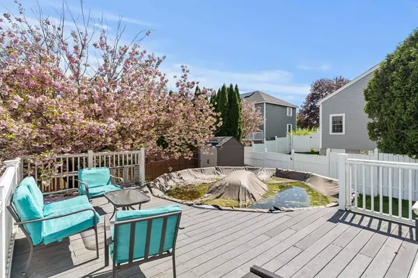 34 Clementi Ln, Methuen, MA 01844