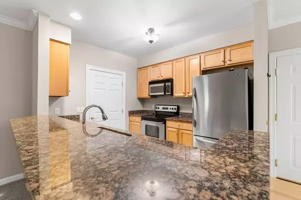 180 Chickering Rd #110C, North Andover, MA 01845