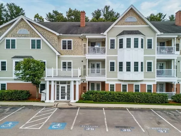 180 Chickering Rd #110C, North Andover, MA 01845