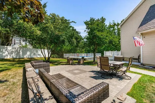 57 Clinton St, Amesbury, MA 01913