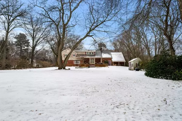 159 South Bradford St, North Andover, MA 01845