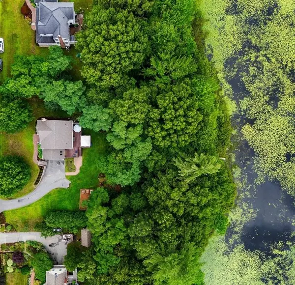 145 Kimball Rd, Amesbury, MA 01913