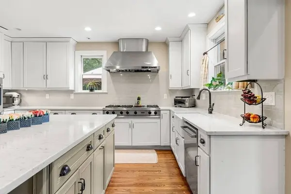 145 Kimball Rd, Amesbury, MA 01913