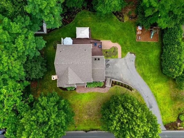 145 Kimball Rd, Amesbury, MA 01913