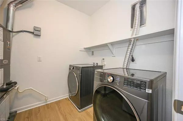 1509 Waitsel DR #204, Chesapeake, VA 23320