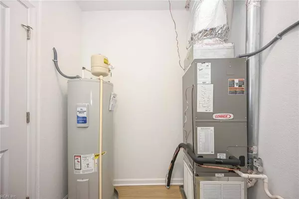 1509 Waitsel DR #204, Chesapeake, VA 23320