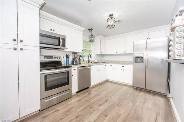 4613 Maplewood DR, Suffolk, VA 23435