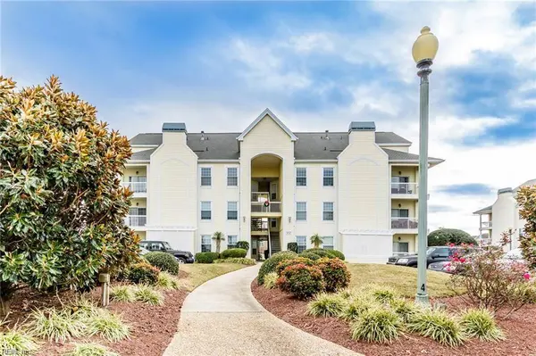 3232 Silver Sands CIR #201, Virginia Beach, VA 23451