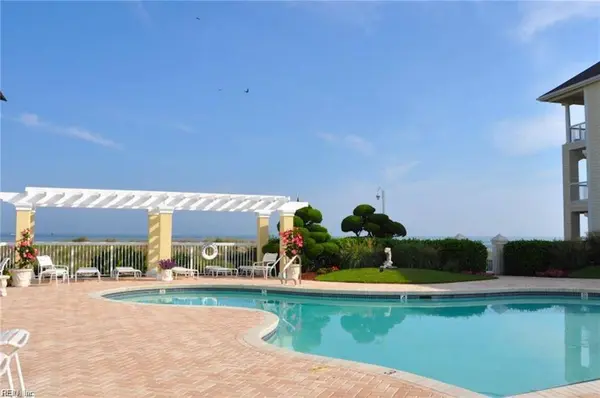 3232 Silver Sands CIR #201, Virginia Beach, VA 23451