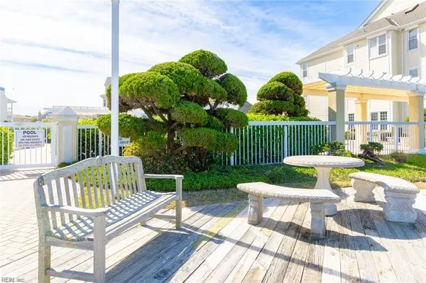 3232 Silver Sands CIR #201, Virginia Beach, VA 23451