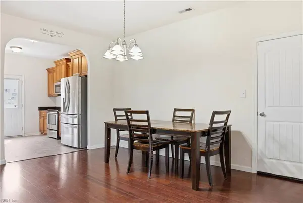 5003 Clifton ST, Chesapeake, VA 23321