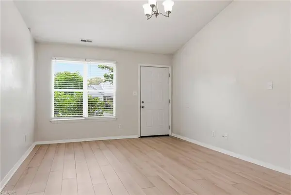 3813 Broadleaf CT, Virginia Beach, VA 23453