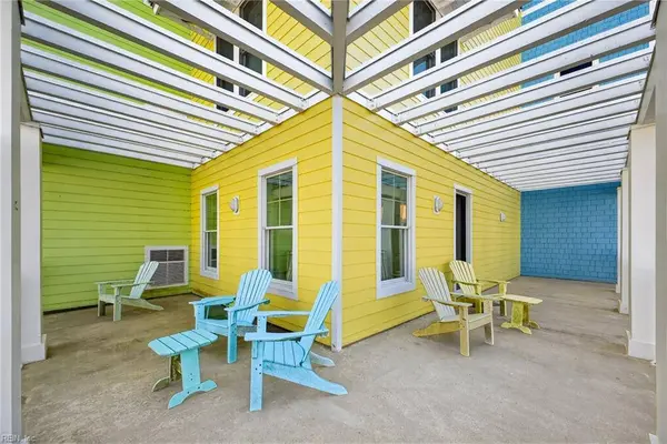 3738 Sandpiper RD Unit 101B, Virginia Beach, VA 23456