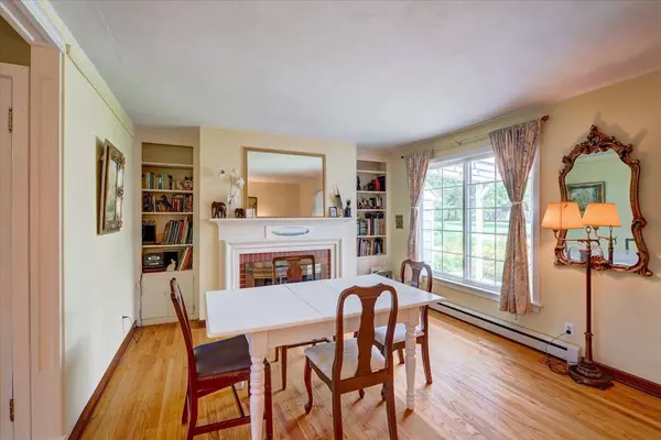 7 Harbort Drive, Madison, WI 53704