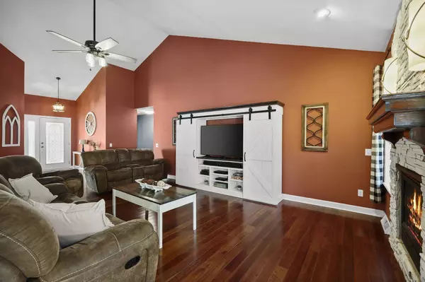 832 Bergen Court, Stoughton, WI 53589