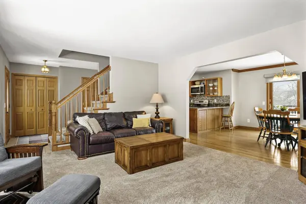 3334 Swinburne Drive, Mcfarland, WI 53558