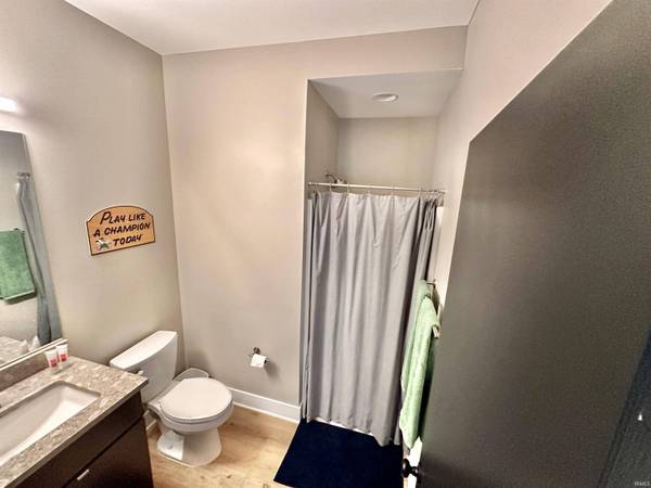 316 S Saint Peter Street #3, South Bend, IN 46617-3045