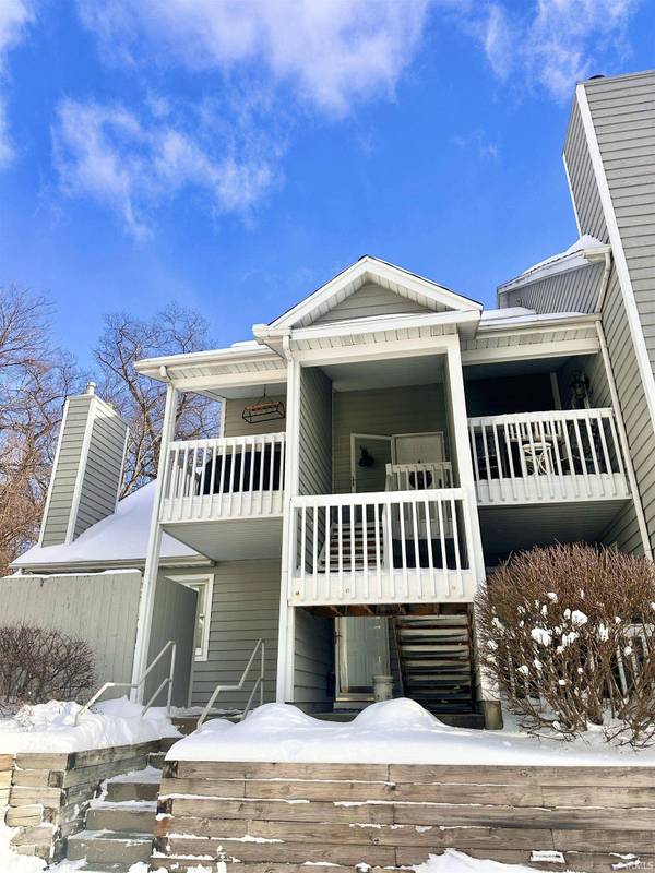 1520 N Oakhill Drive #L5, South Bend, IN 46637-5677