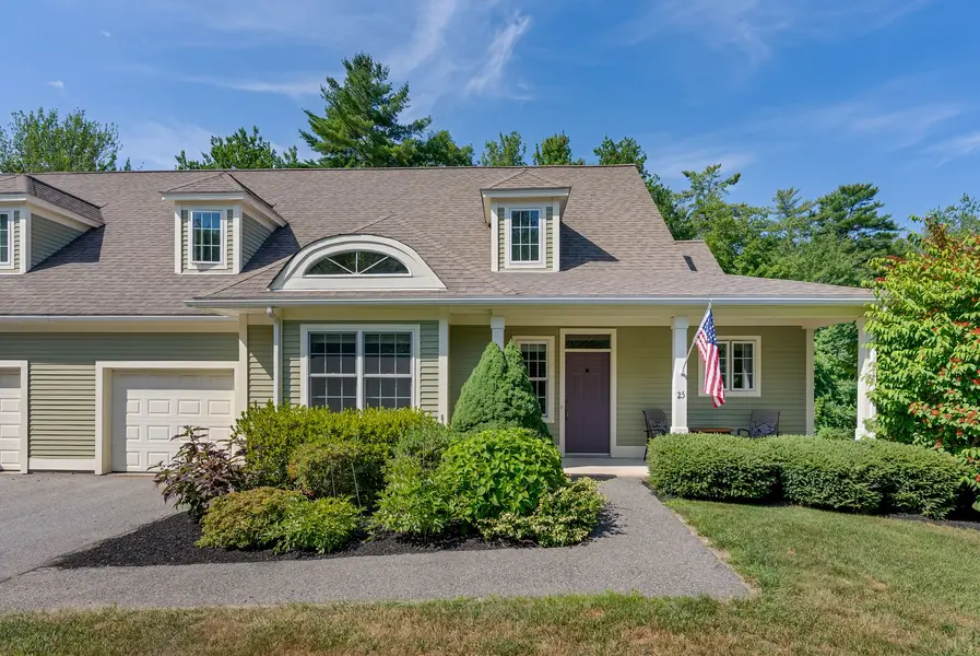 25 Schooner Way, Saco, ME 04072-2152