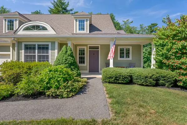 25 Schooner Way, Saco, ME 04072-2152