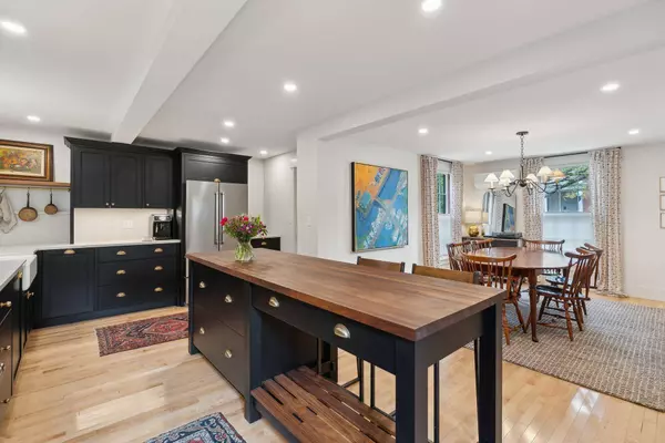 71 Carleton ST, Portland, ME 04102