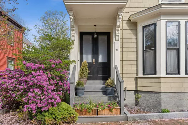 71 Carleton ST, Portland, ME 04102