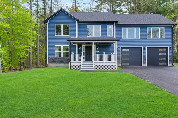 15 Stone Ledge DR, Lewiston, ME 04240