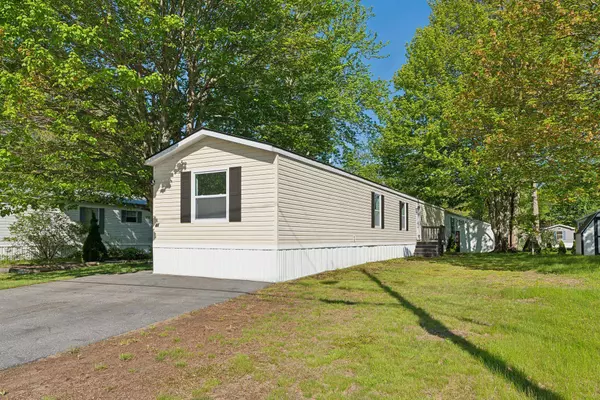 41 Long ST, Brunswick, ME 04011