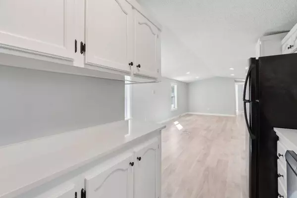 41 Long ST, Brunswick, ME 04011