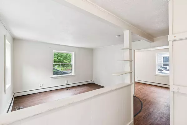 13-15 James ST, Auburn, ME 04210