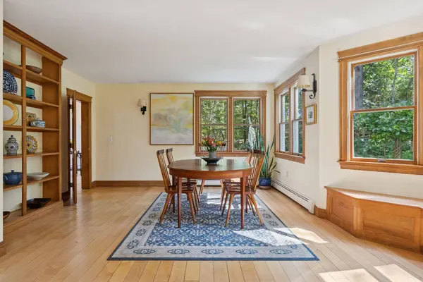 21 Stonecrest DR, Falmouth, ME 04105