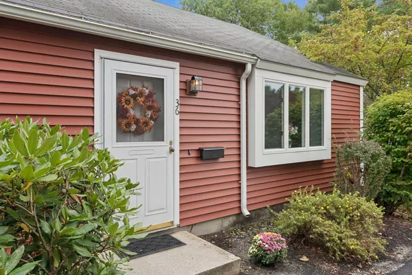 36 Colonial WAY #36, Auburn, ME 04210