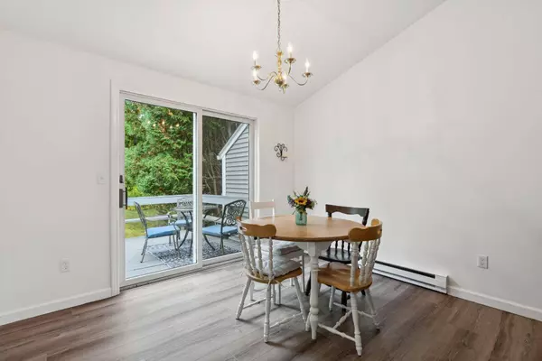 36 Colonial WAY #36, Auburn, ME 04210