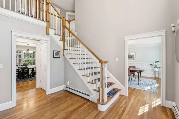 4 Periwinkle WAY, Falmouth, ME 04105