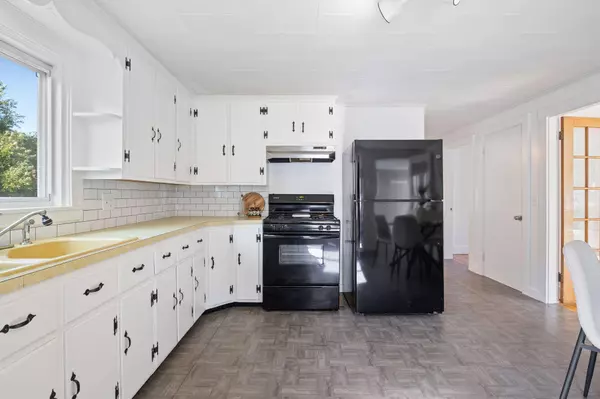 52 Washington AVE, Saco, ME 04072