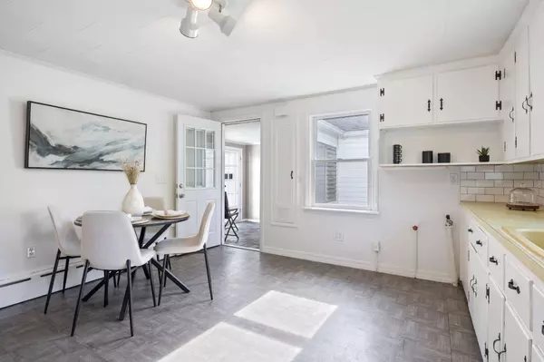 52 Washington AVE, Saco, ME 04072