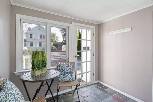 52 Washington AVE, Saco, ME 04072