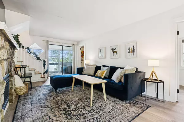 854 Quaker Ridge RD, Casco, ME 04015