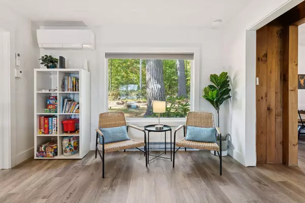 854 Quaker Ridge RD, Casco, ME 04015