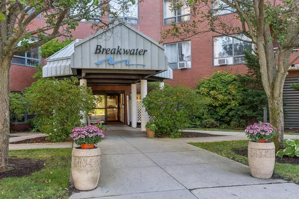 148 Breakwater DR #513, South Portland, ME 04106