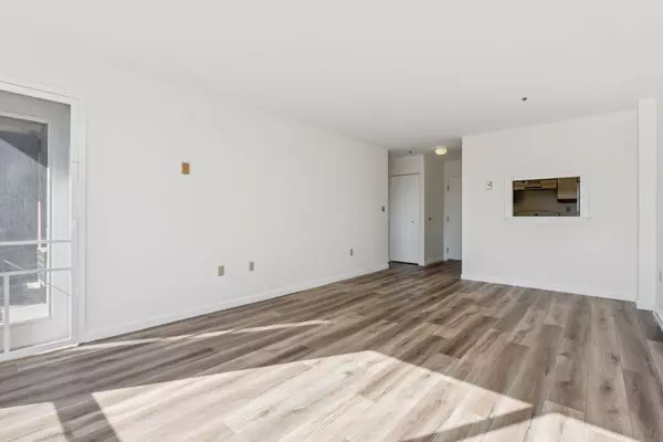 148 Breakwater DR #513, South Portland, ME 04106