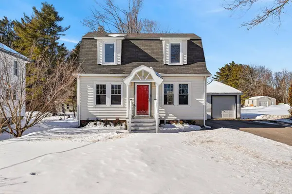 858 Riverside ST, Portland, ME 04103