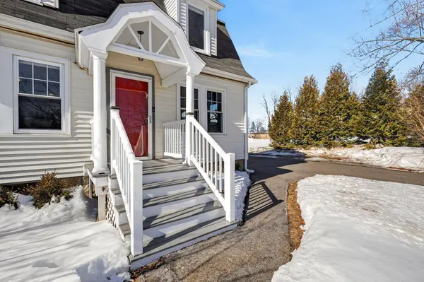 858 Riverside ST, Portland, ME 04103