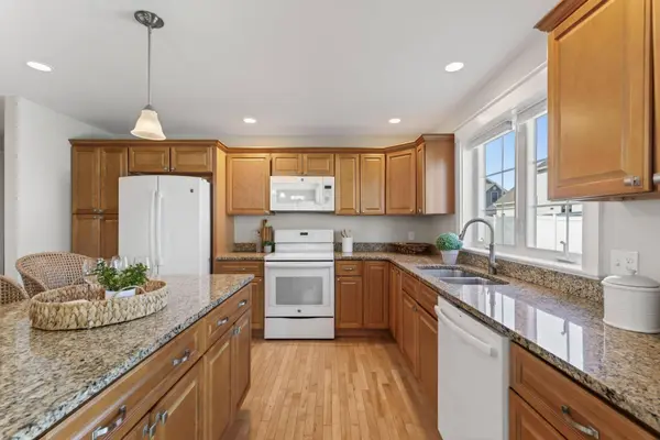 15 Nautical DR, Cumberland, ME 04110
