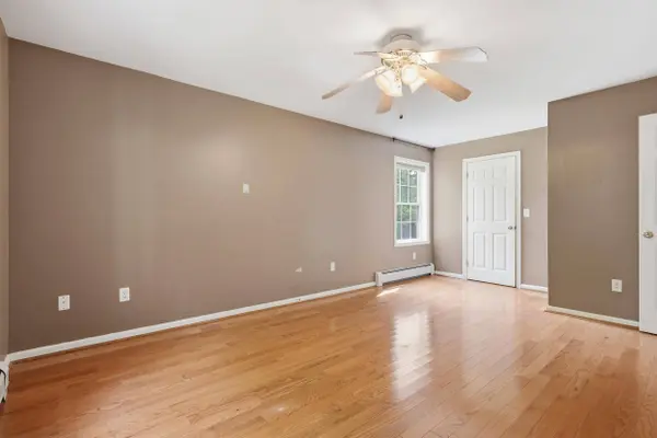 36 Wescott CIR, Buxton, ME 04093
