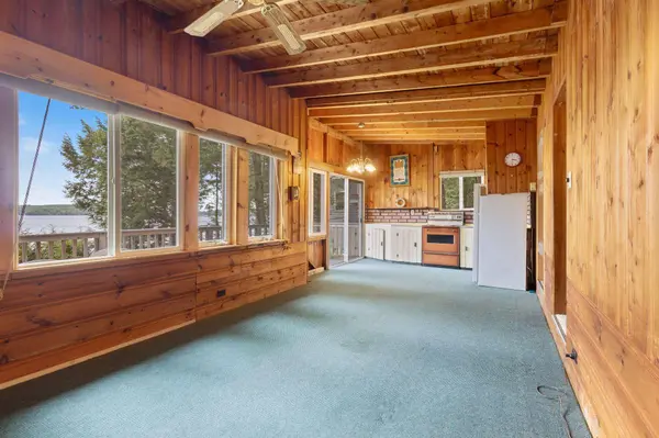 129 Wild Acres RD, Raymond, ME 04071