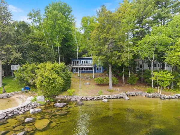 129 Wild Acres RD, Raymond, ME 04071
