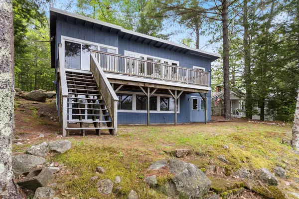 129 Wild Acres RD, Raymond, ME 04071