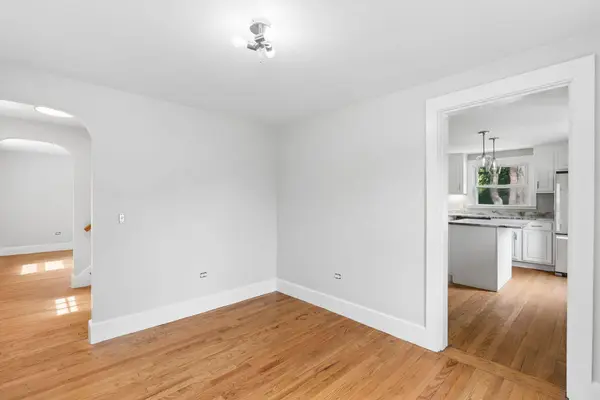 19 Fairlawn AVE, Westbrook, ME 04092