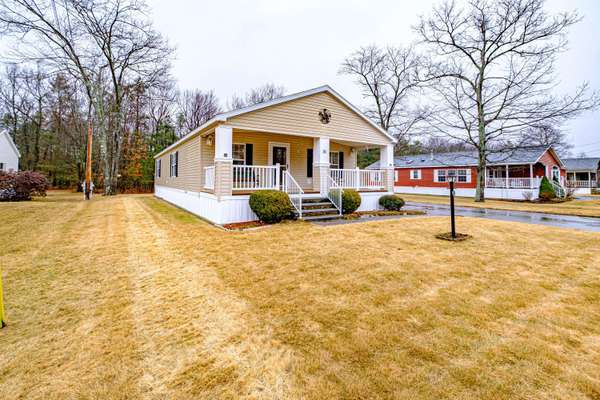 36 Candlewood DR, Lyman, ME 04002